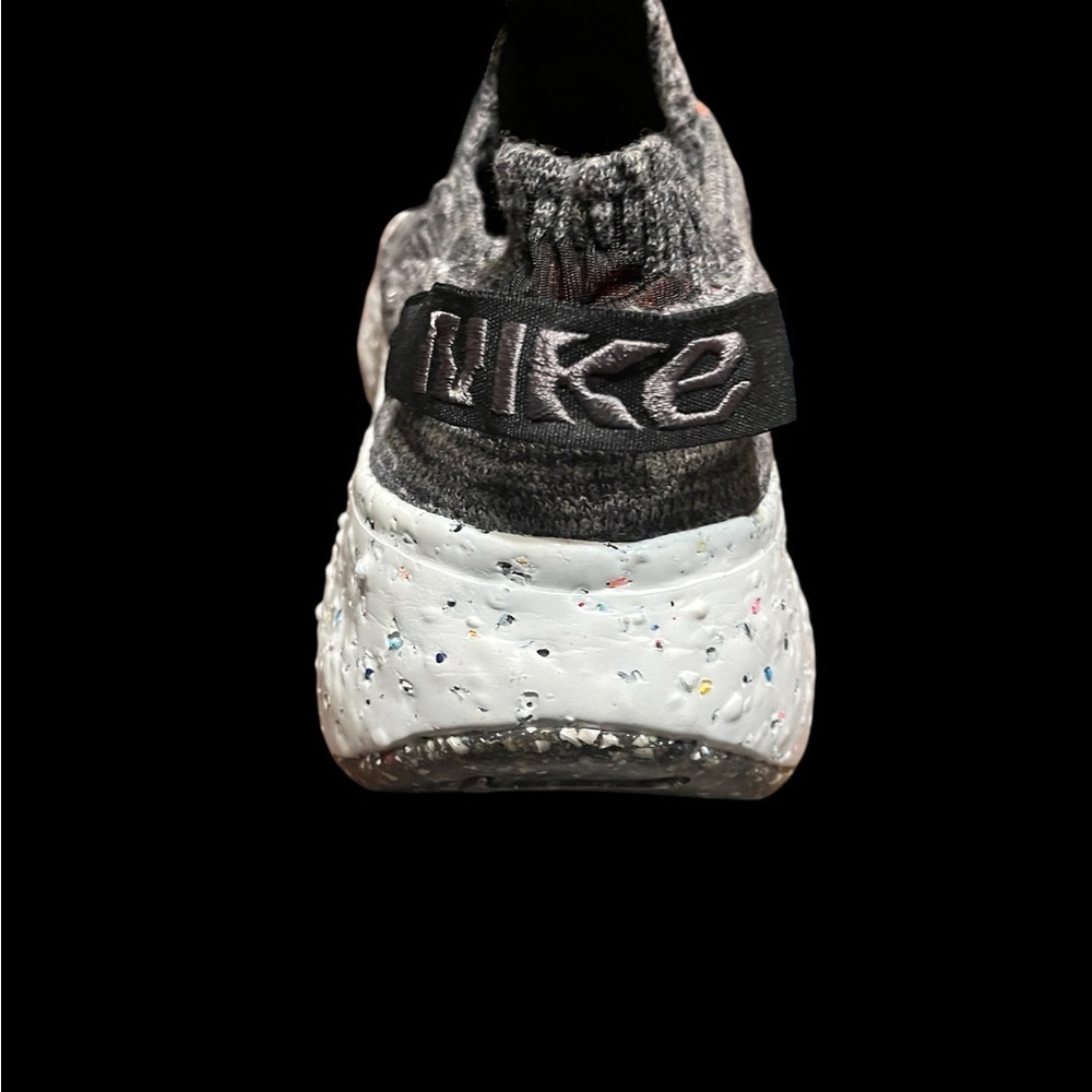 Nike Speckled Sole Space Hippie 04 Black and Iron Grey Athletic Shoes - Picture 4 of 5